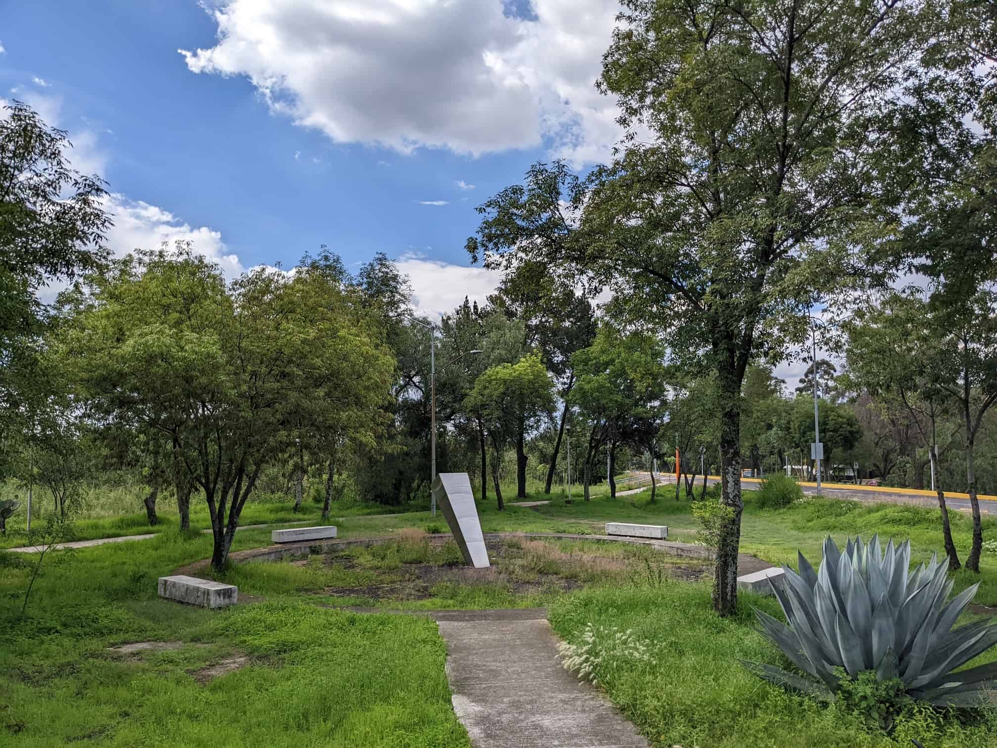 Camino Verde. A non touristy Gay cruising spot on the campus of Mexico's National University