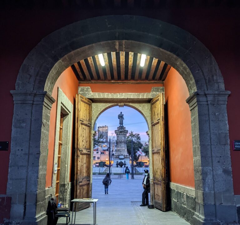 Mexico City Gay Hotels – Barrio San Juan – The #1 Neighborhood for Gay Travelers to Stay in Mexico City