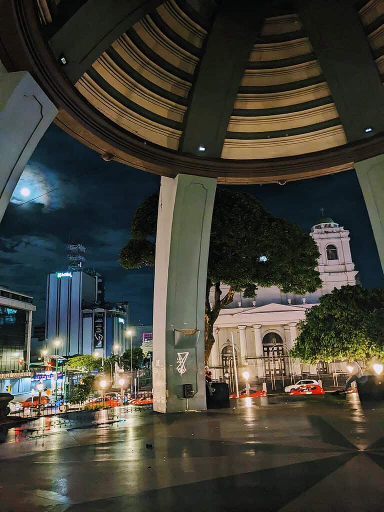 kiosk plaza central San Jose costa rica